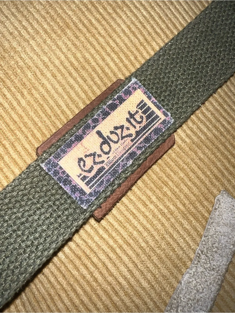 Leather accent belt